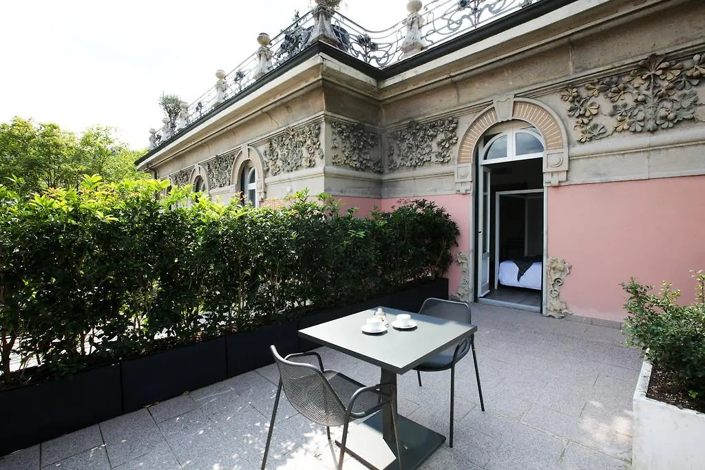 Villa Liberty Como Guest house