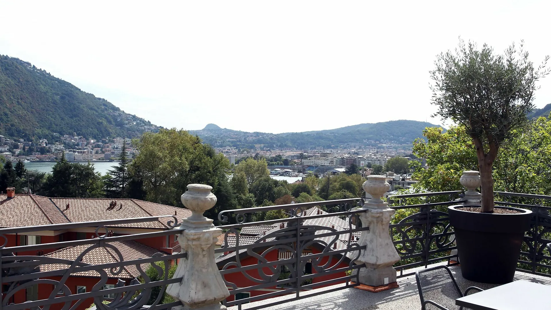 Villa Liberty Como